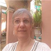 Professora de Ensino Fundamental I, formada em pedagogia e em Engenharia Química
